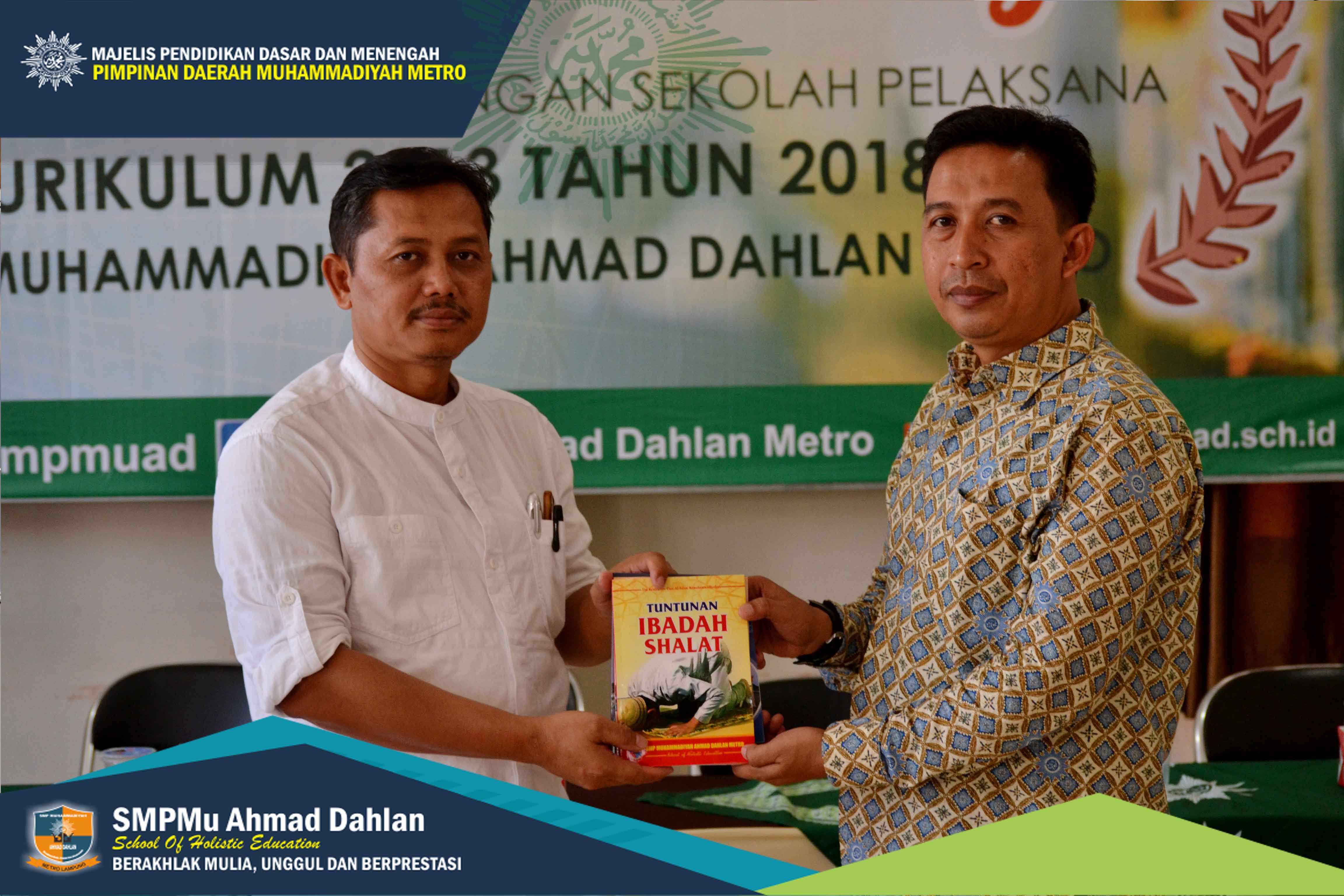 PCM OKI Kunjungi SMP Mu Ahmad Dahlan Untuk Studi Banding