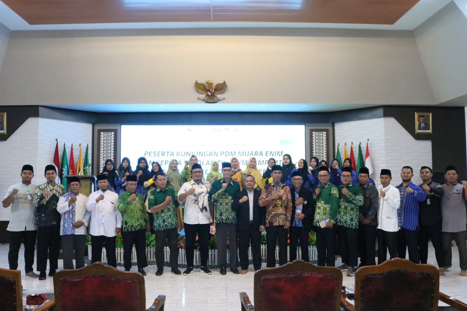 Kunjungan PDM Muara Enim ke SMP MuAD: Menggali Inspirasi untuk Pengembangan AUM
